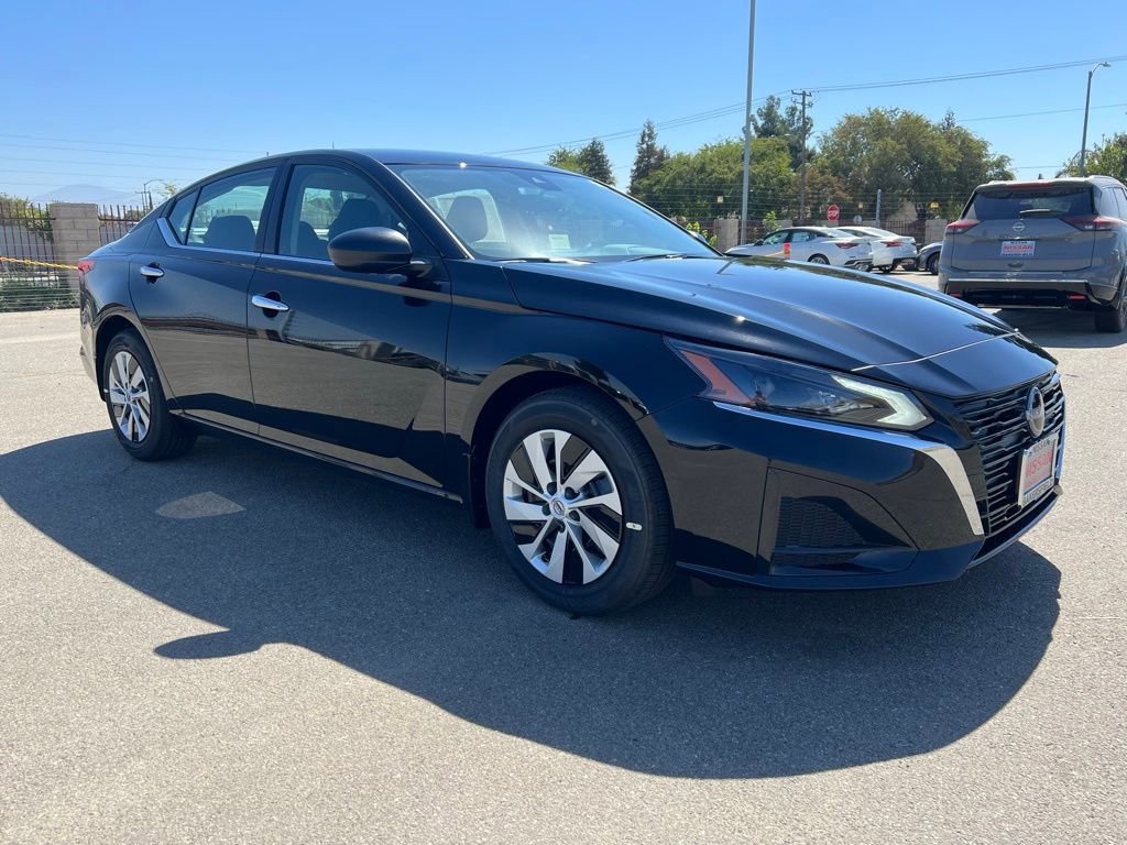 2025 Nissan Altima