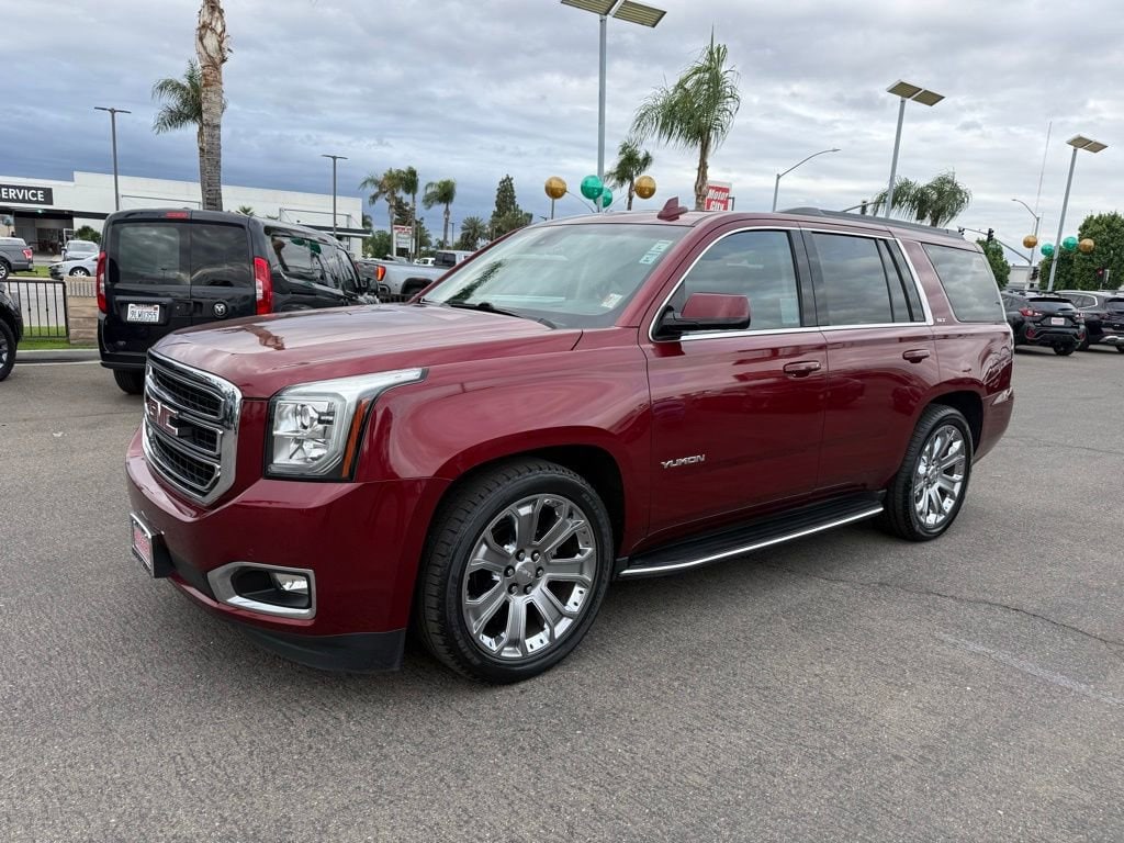 2017 GMC Yukon SLT photo 2
