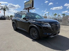 2026 Nissan Pathfinder SL SL 2WD