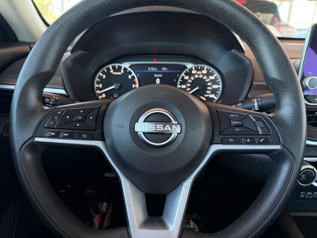 2025 Nissan Altima SV - Photo 22