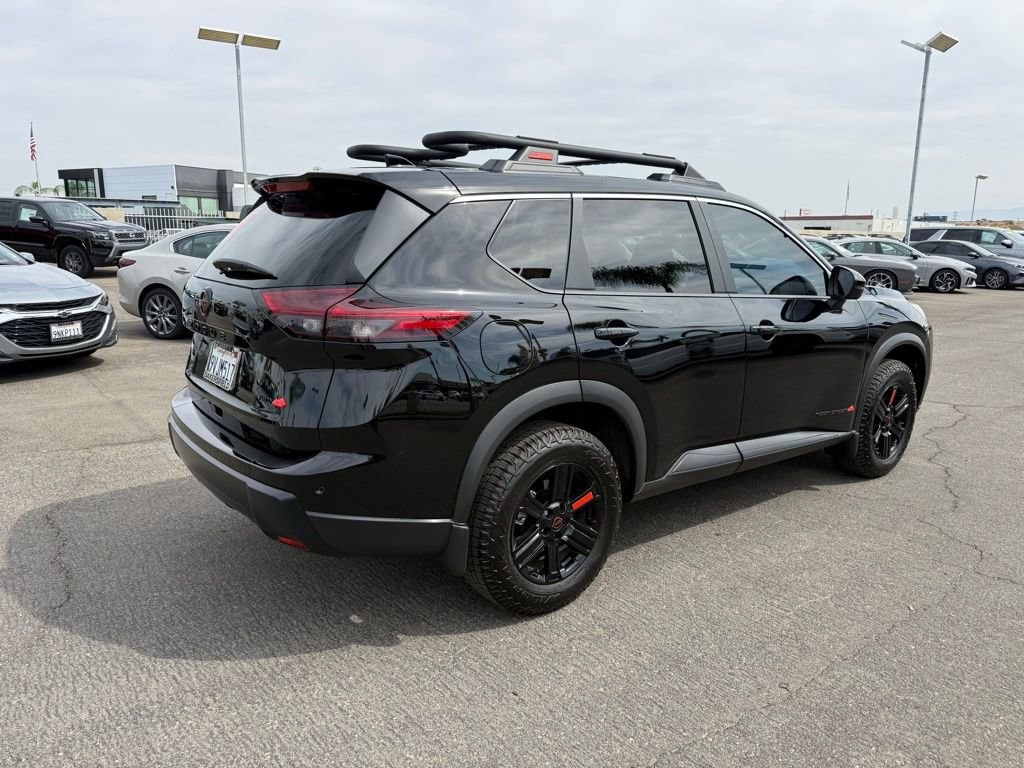2025 Nissan Rogue Rock Creek photo 5