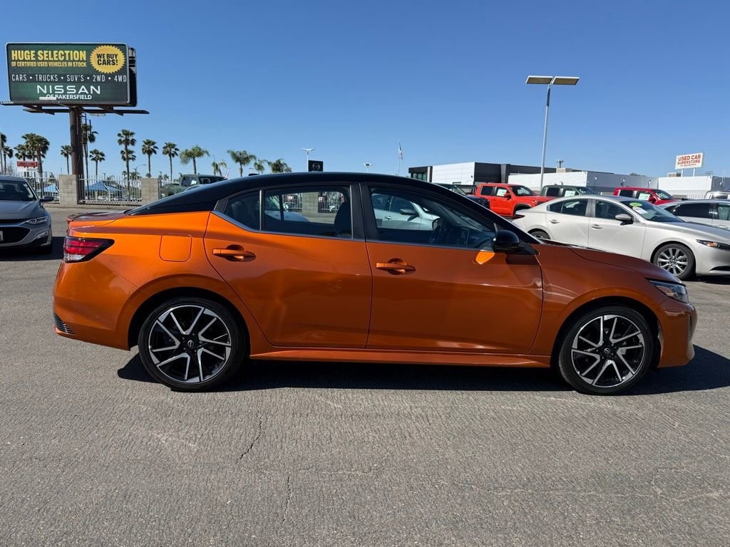 2025 Nissan Sentra SR photo 6