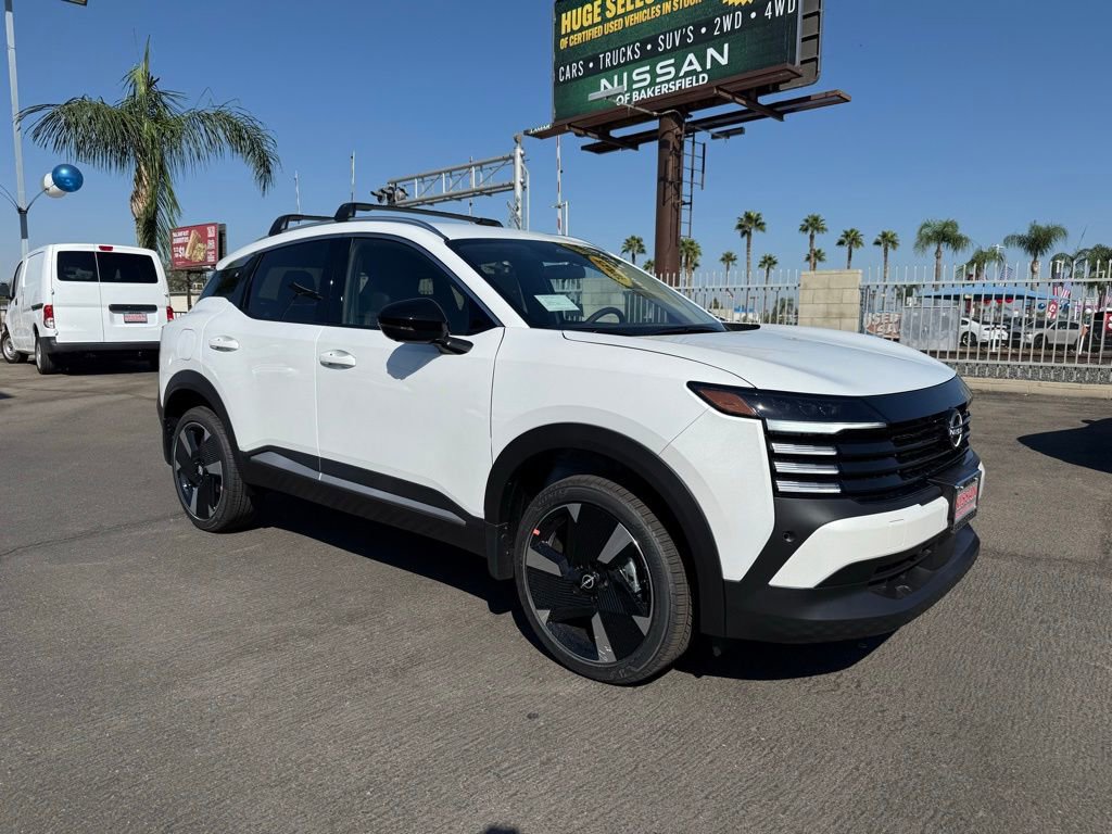 2026 Nissan KICKS SR's photo