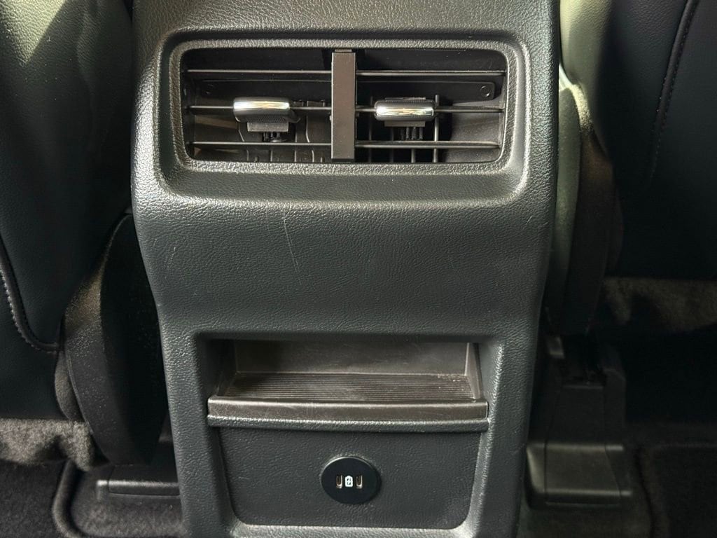 2024 Ford Edge SEL - Photo 13