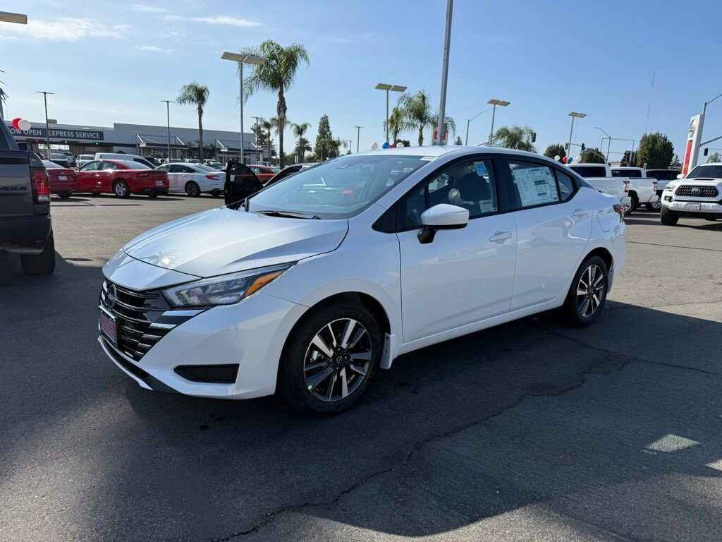 New 2025 Nissan Versa SV SV CVT