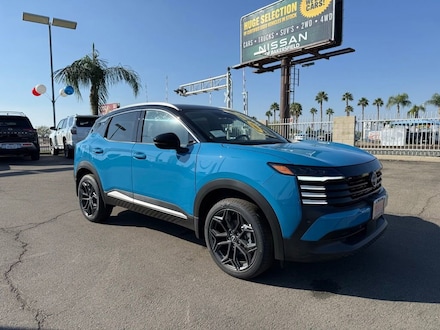 2025 Nissan Kicks SR SR FWD