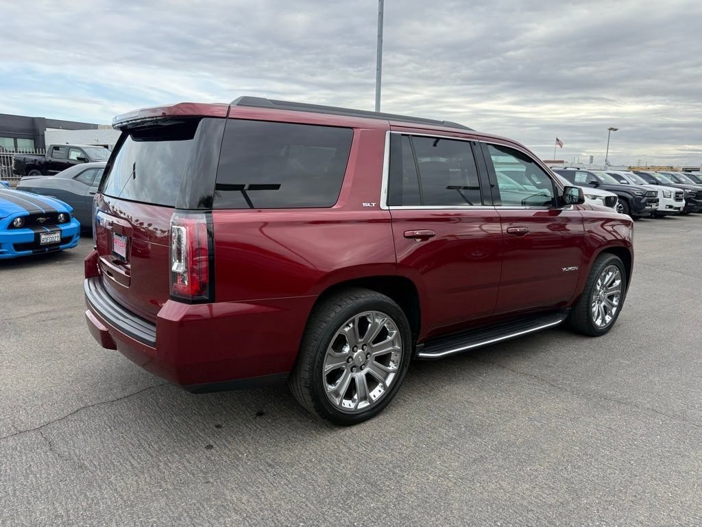 2017 GMC Yukon SLT photo 5