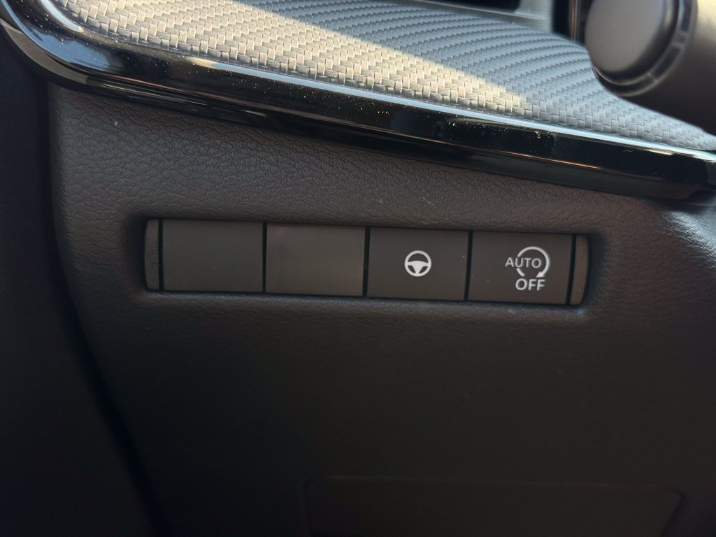 2026 Nissan KICKS SR - Photo 24