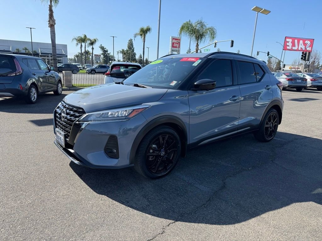 Certified 2022 Nissan Kicks SR SR FWD