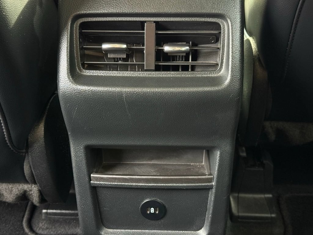 2024 Ford Edge SEL - Photo 13