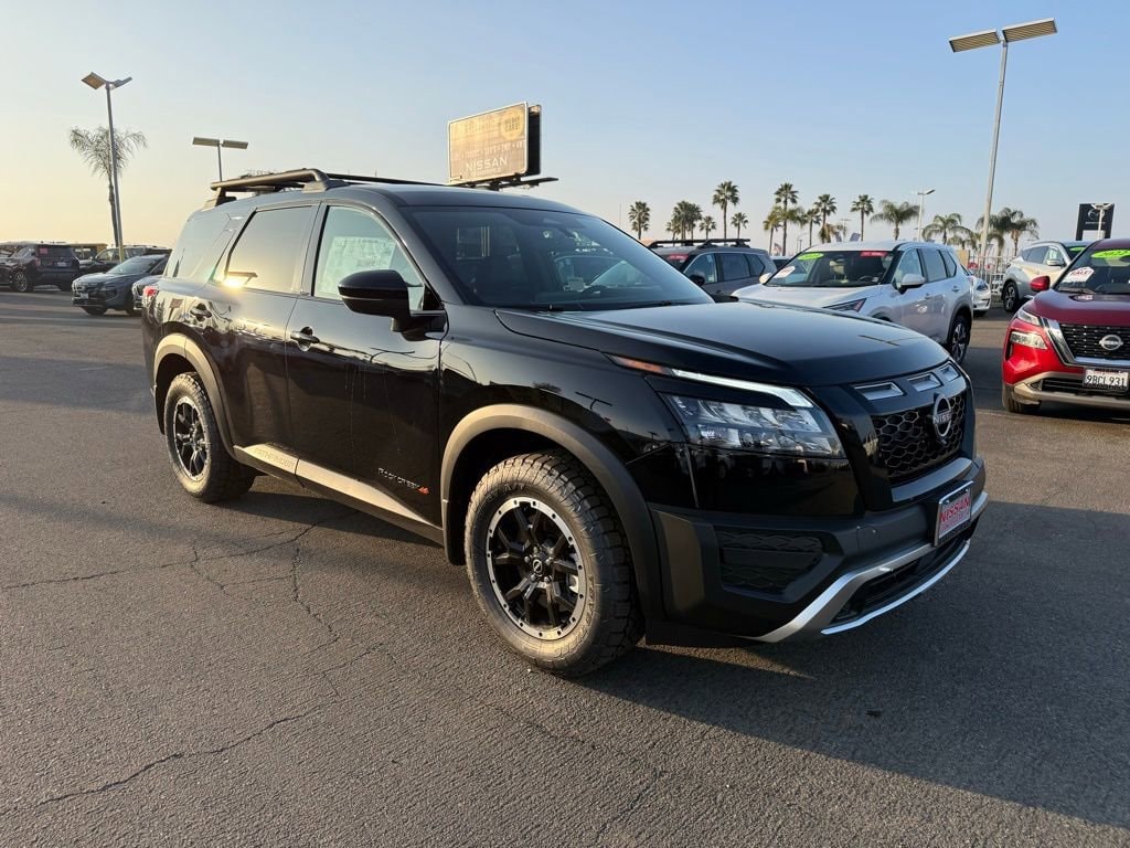 2025 Nissan Pathfinder Rock Creek 4WD 