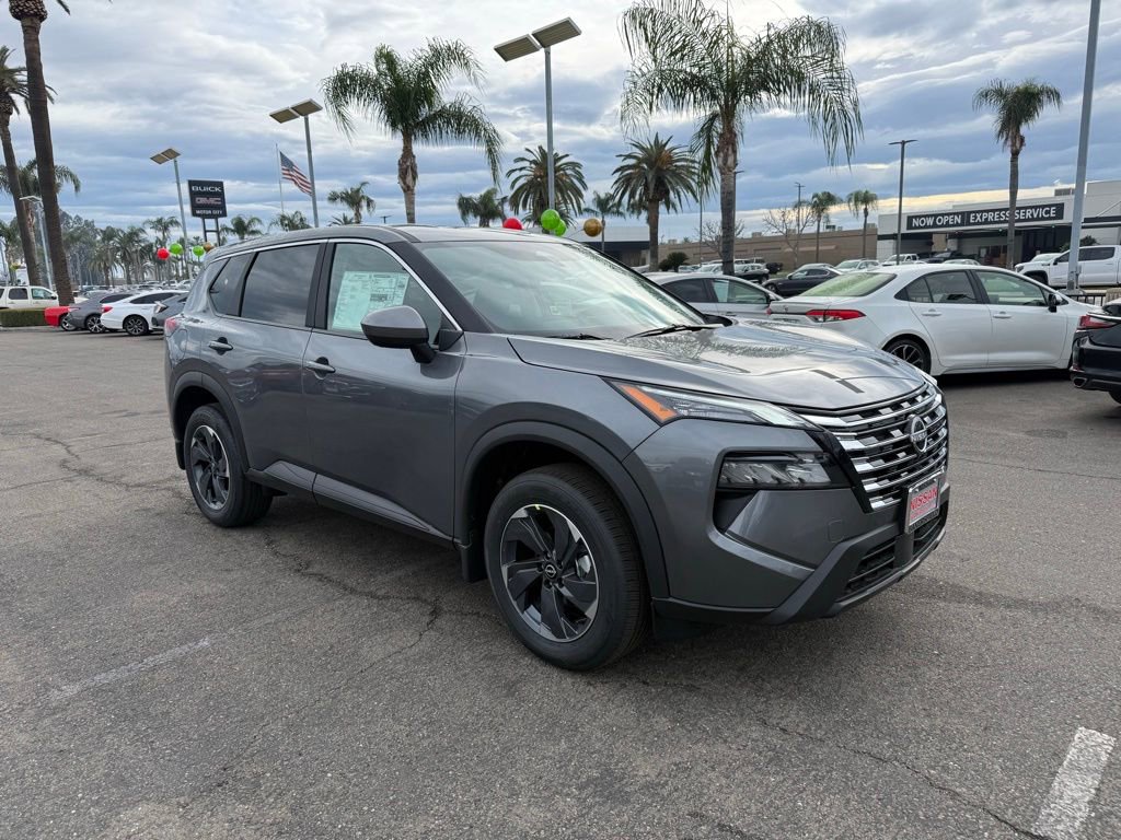 2026 Nissan Rogue SV's photo