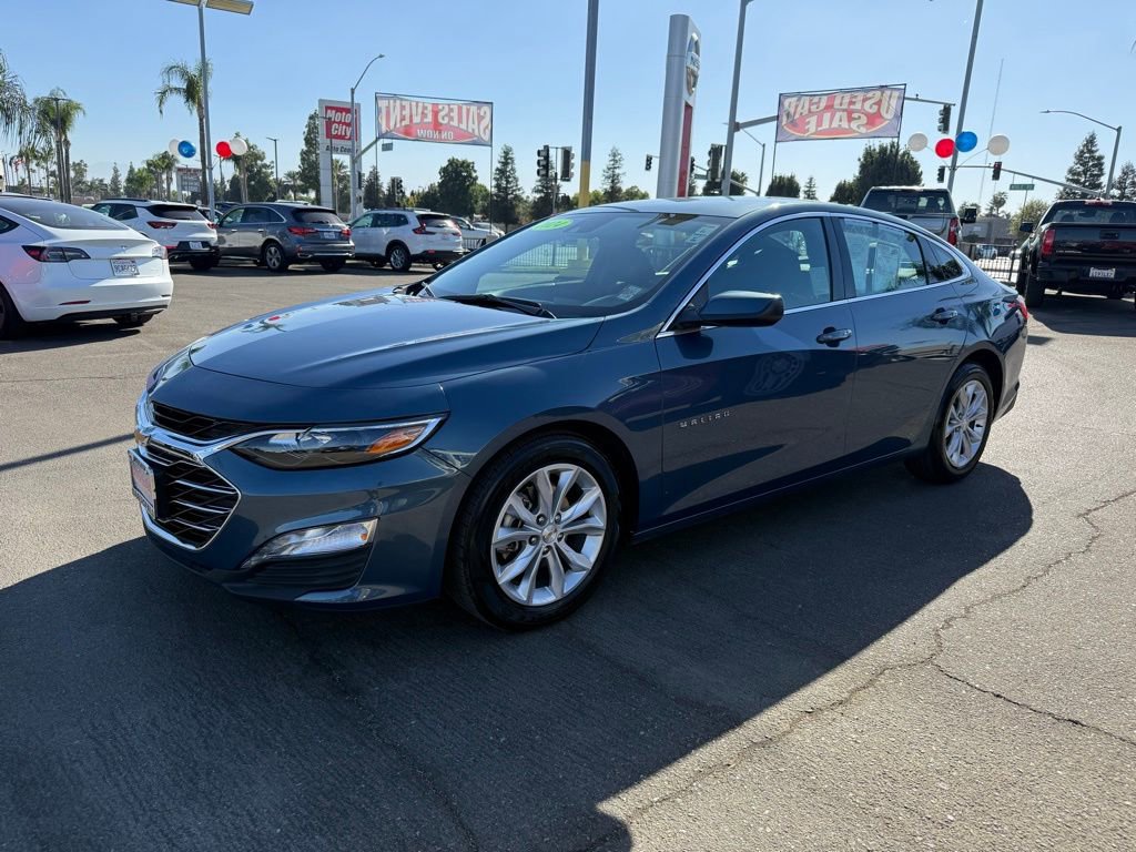 2024 Chevrolet Malibu 1LT photo 3