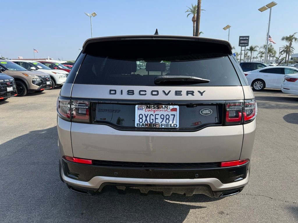 2022 Land Rover Discovery Sport SE R-Dynamic photo 4