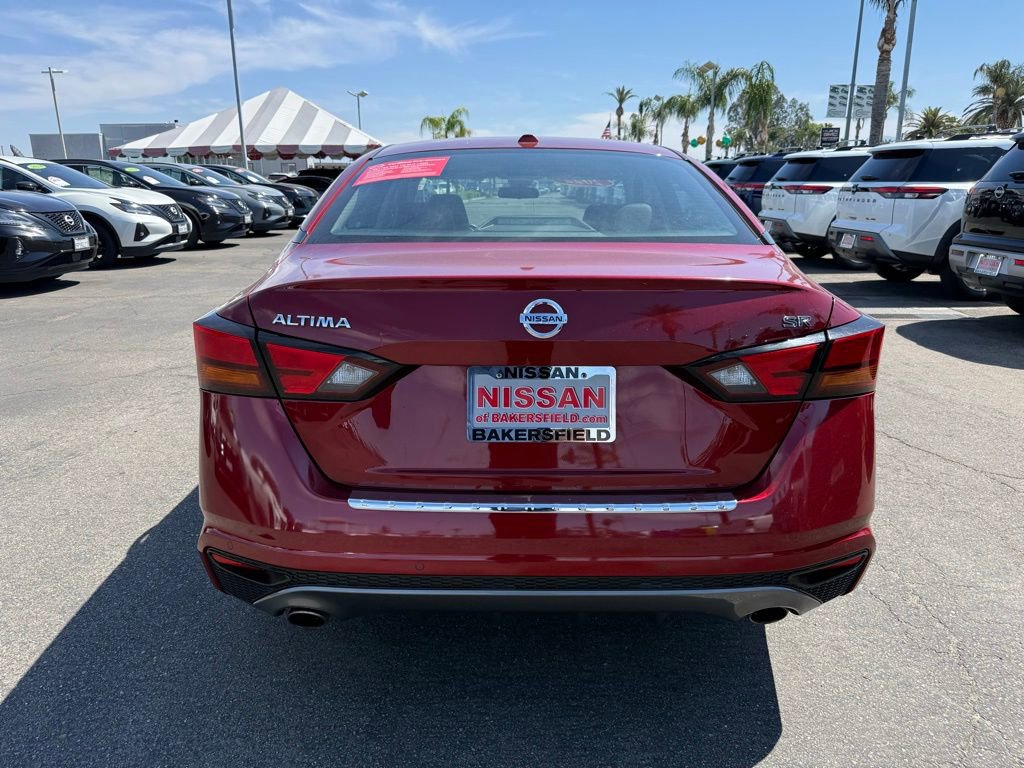 2022 Nissan Altima 2.5 SR photo 4