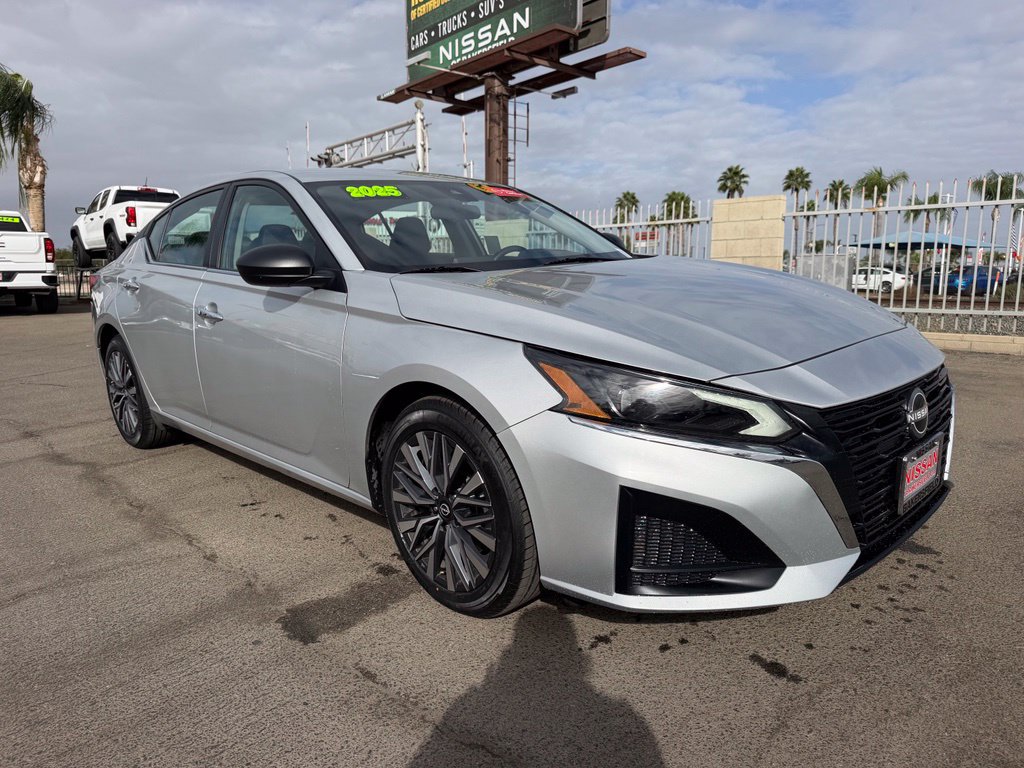 2025 Nissan Altima SV FWD 