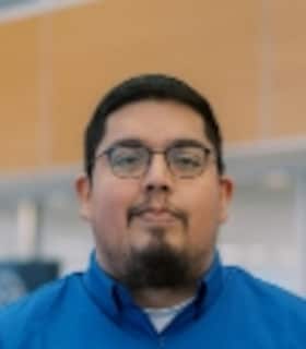 Staff member David Serna de Leon from ID_dcbf98902363