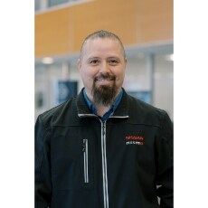 Staff member Miguel Cuevas from ID_dcbf98902363