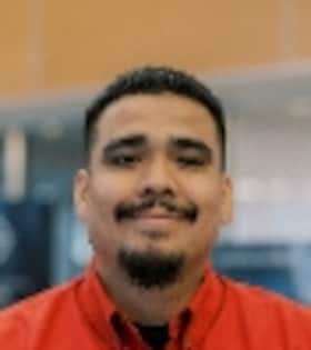 Staff member Erick Benjarano from ID_dcbf98902363