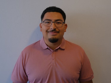 Staff member Jonathan Martinez from ID_aea30327046d