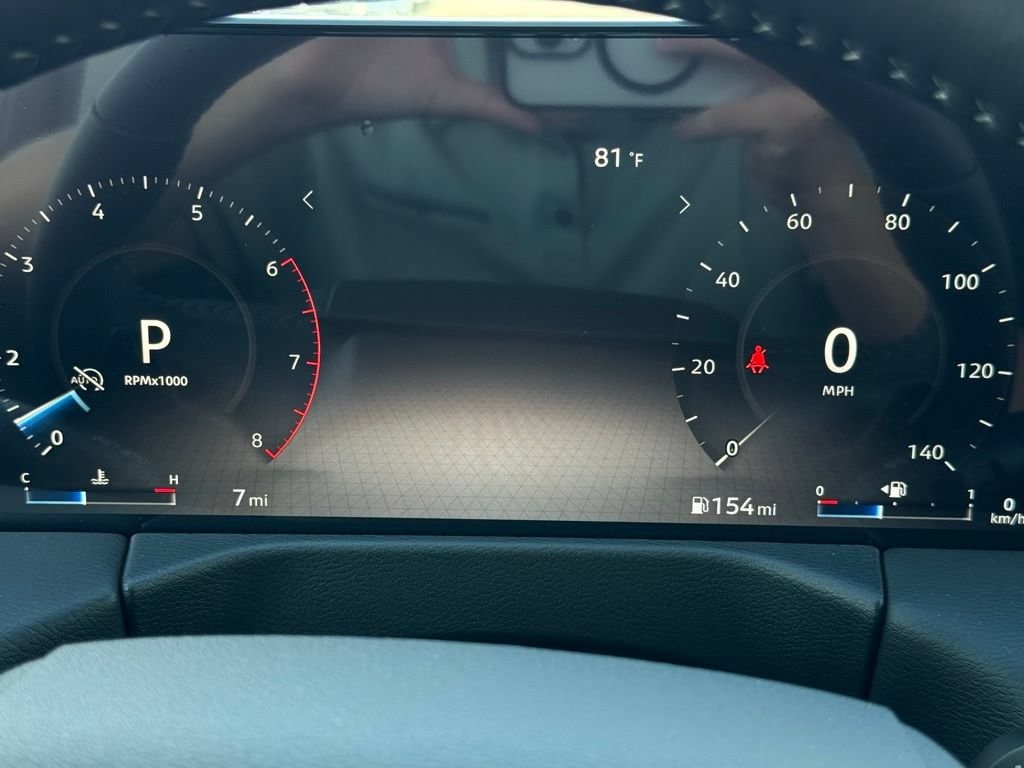 2026 Nissan Armada SV - Photo 28