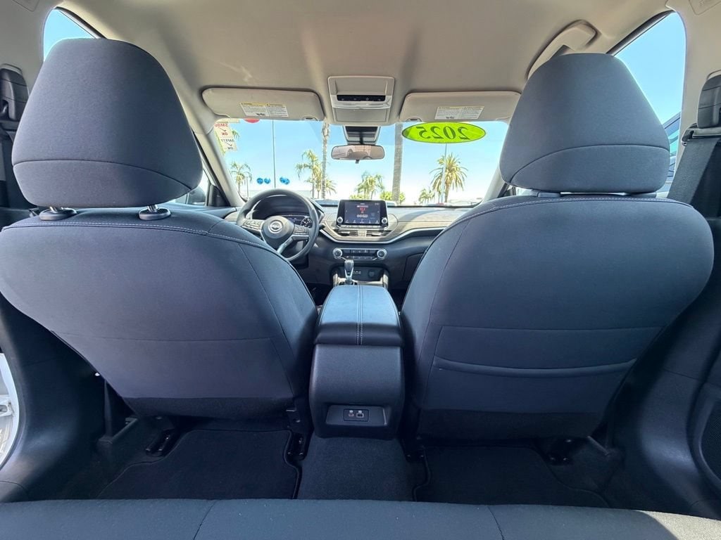 2025 Nissan Altima SV - Photo 12