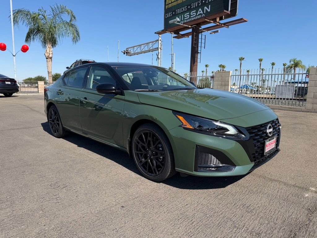 2026 Nissan Altima SR FWD 