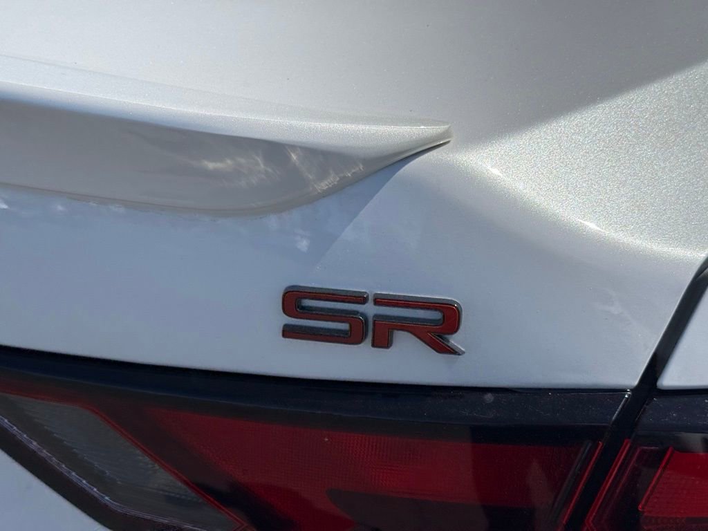 2024 Nissan Sentra SR photo 3