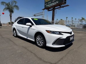 2023 Toyota Camry LE LE Auto
