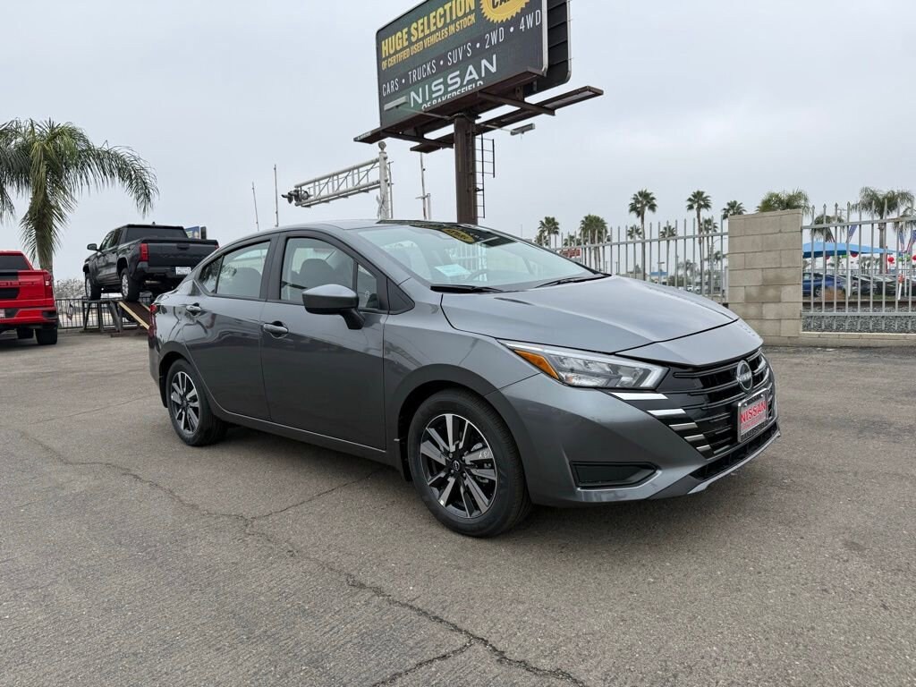 New 2025 Nissan Versa SV SV CVT