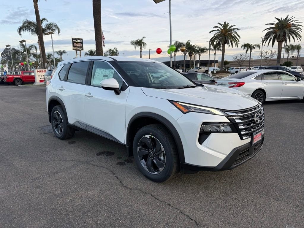 2026 Nissan Rogue SV's photo