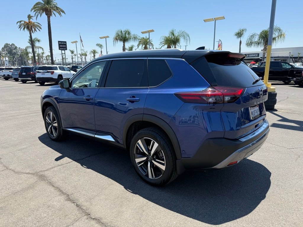 2023 Nissan Rogue SL photo 4