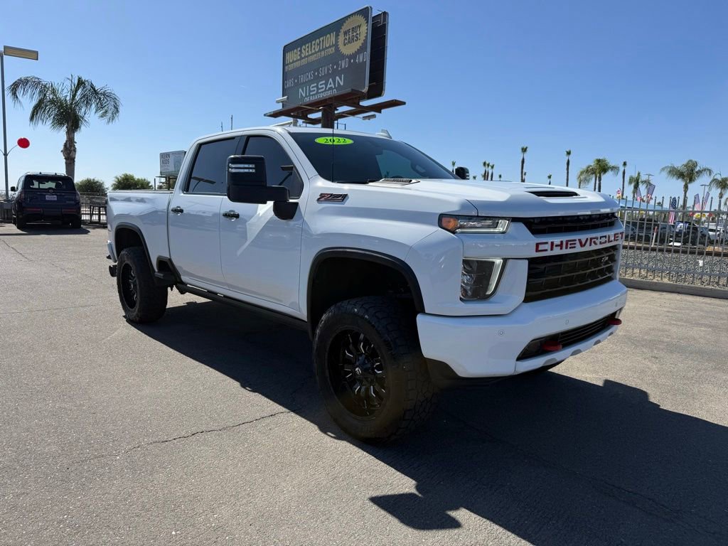 2022 Chevrolet Silverado HD LTZ 4WD Crew Cab Standard Box's photo