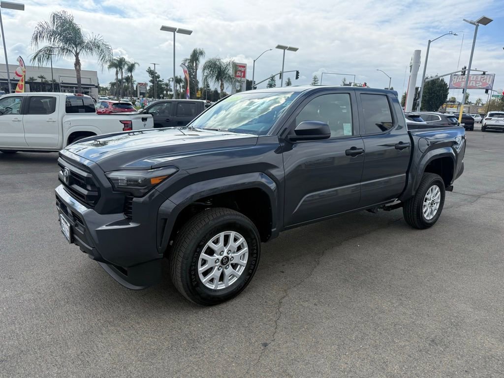 2025 Toyota Tacoma SR Double Cab photo 3