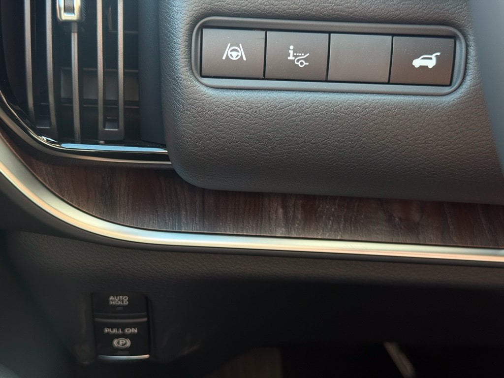 2025 Nissan Armada Platinum Reserve - Photo 24