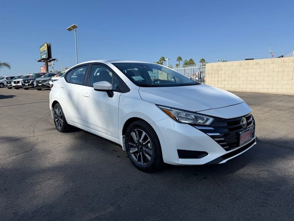 New 2025 Nissan Versa SV SV CVT