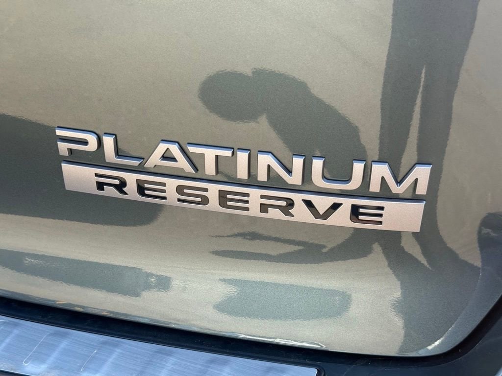 2025 Nissan Armada Platinum Reserve - Photo 8