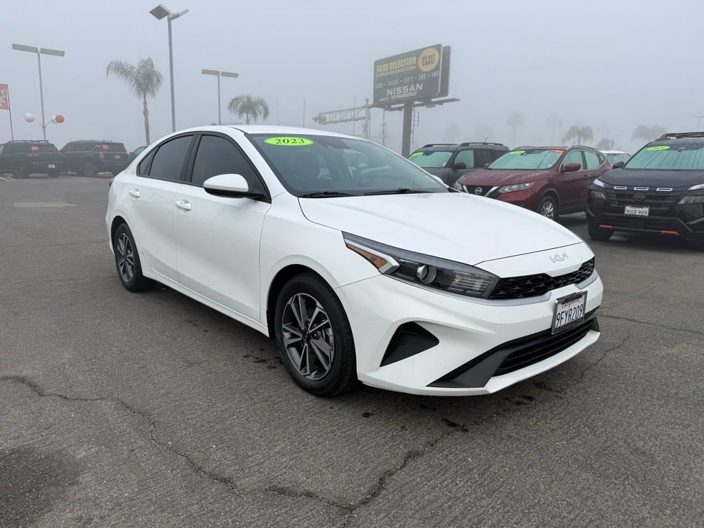 Used 2023 Kia Forte LXS LXS IVT