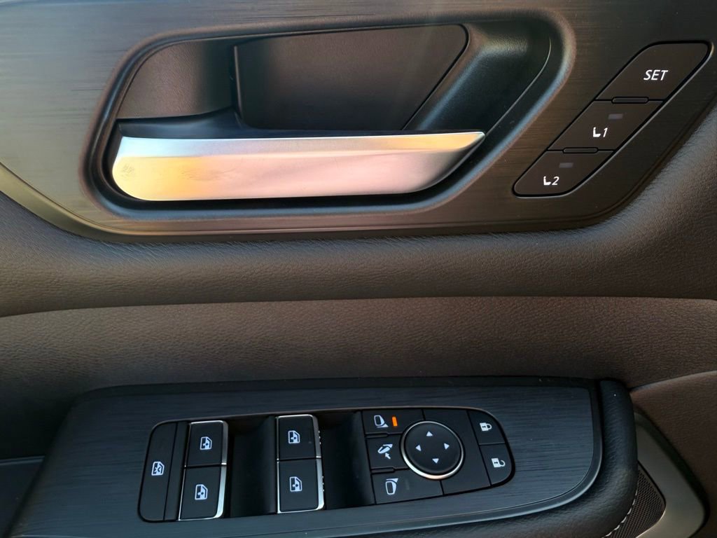 2025 Nissan Armada Platinum Reserve - Photo 21