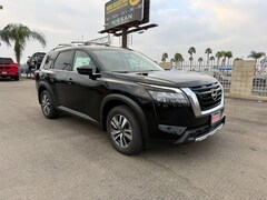 2025 Nissan Pathfinder SL SL 2WD