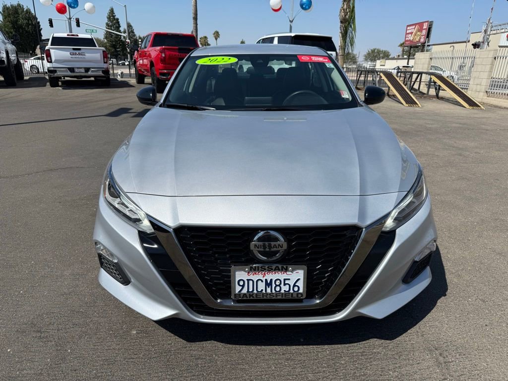 2022 Nissan Altima 2.5 SR photo 2