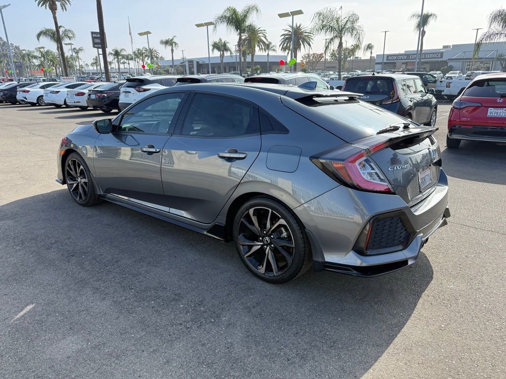 2019 Honda Civic Hatchback Sport photo 4