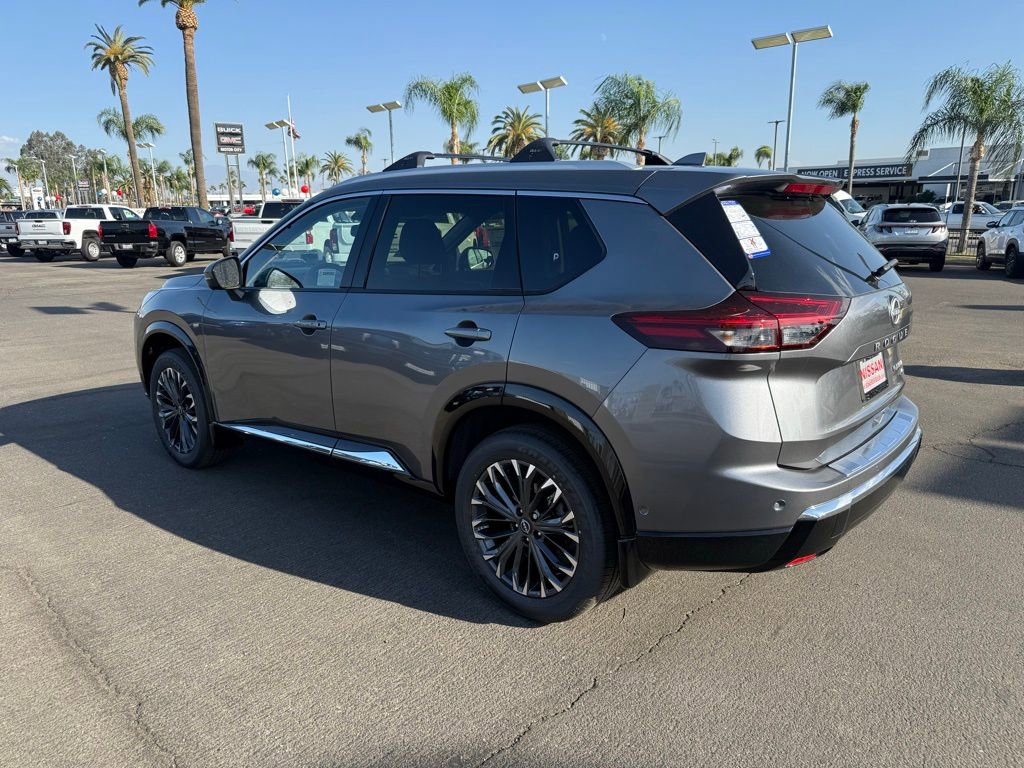 2026 Nissan Rogue Platinum photo 3