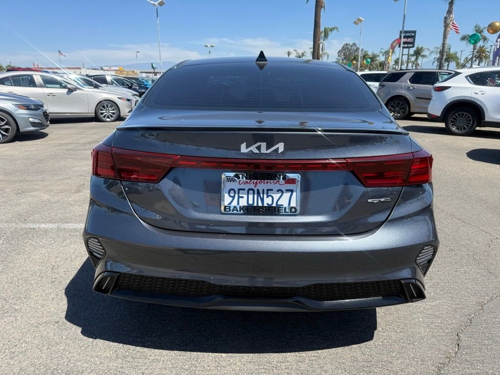 2023 Kia Forte GT-Line photo 4