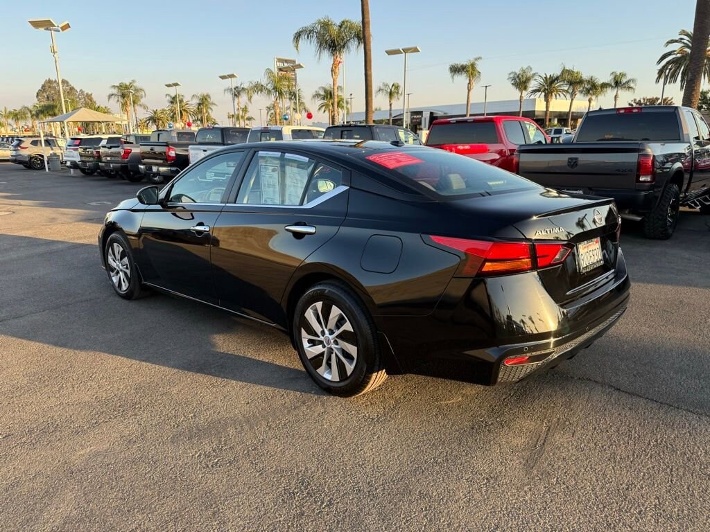 Certified 2025 Nissan Altima S S FWD