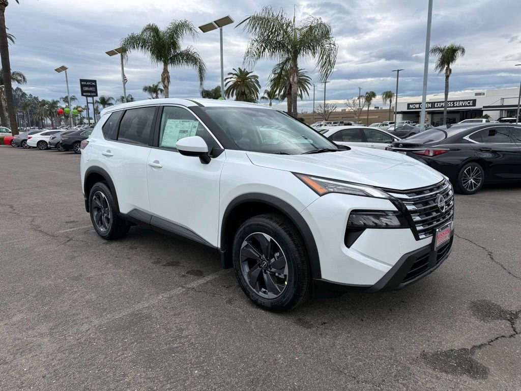 2026 Nissan Rogue SV's photo