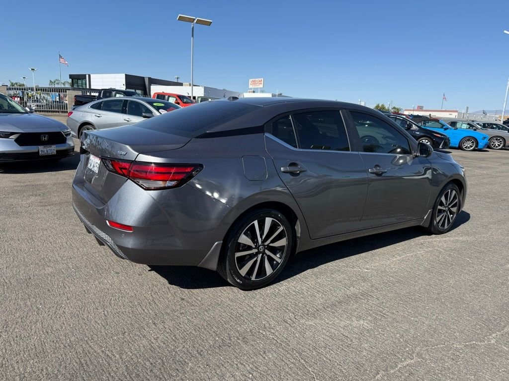 2021 Nissan Sentra SV photo 5