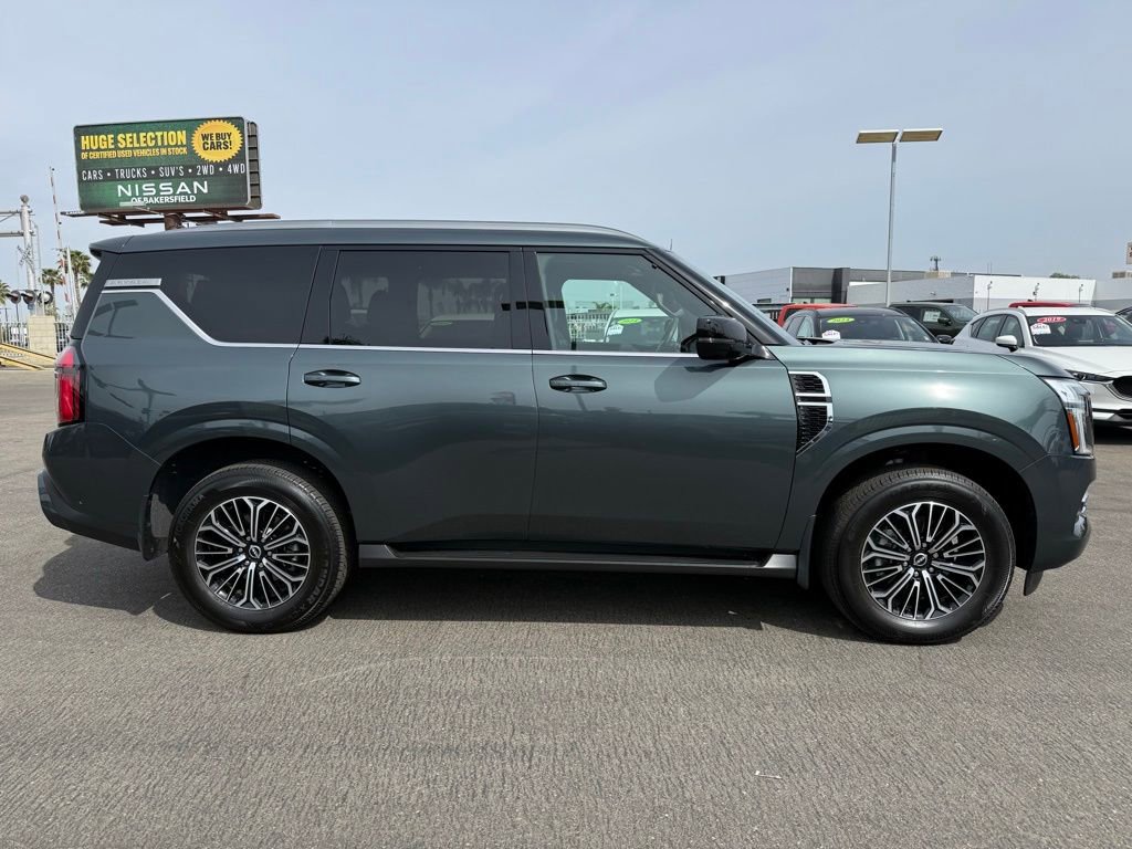 2026 Nissan Armada SL photo 6