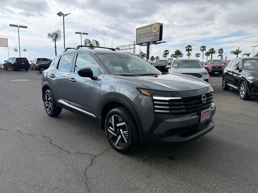 2026 Nissan Kicks 2.0 SV's photo
