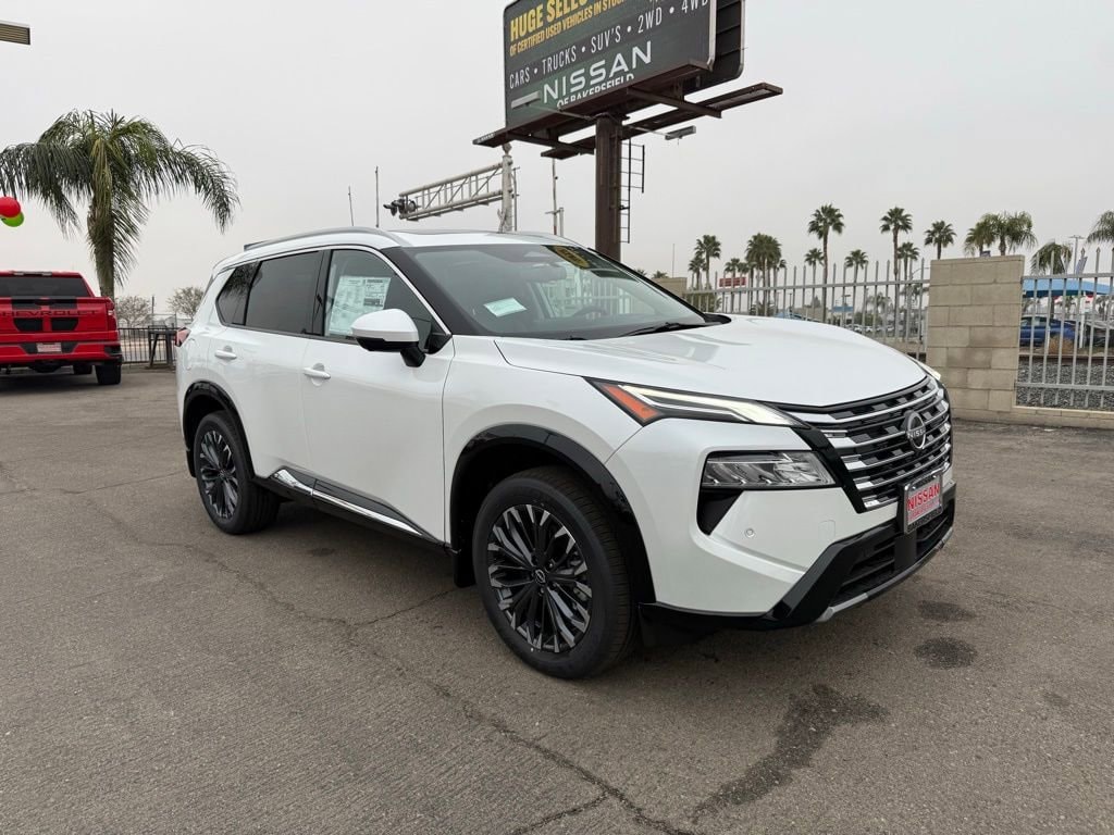 2026 Nissan Rogue Platinum's photo